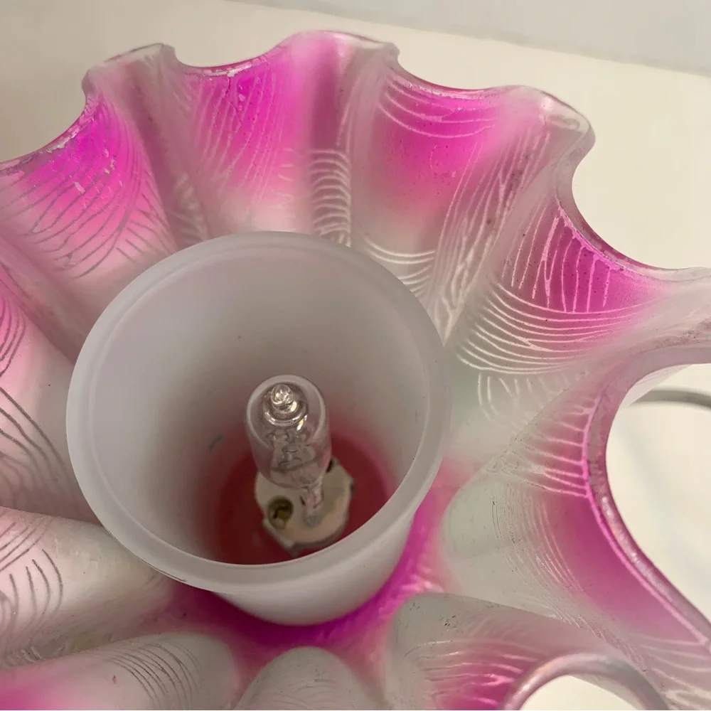 Design Decorative flower shape mini Lamp.